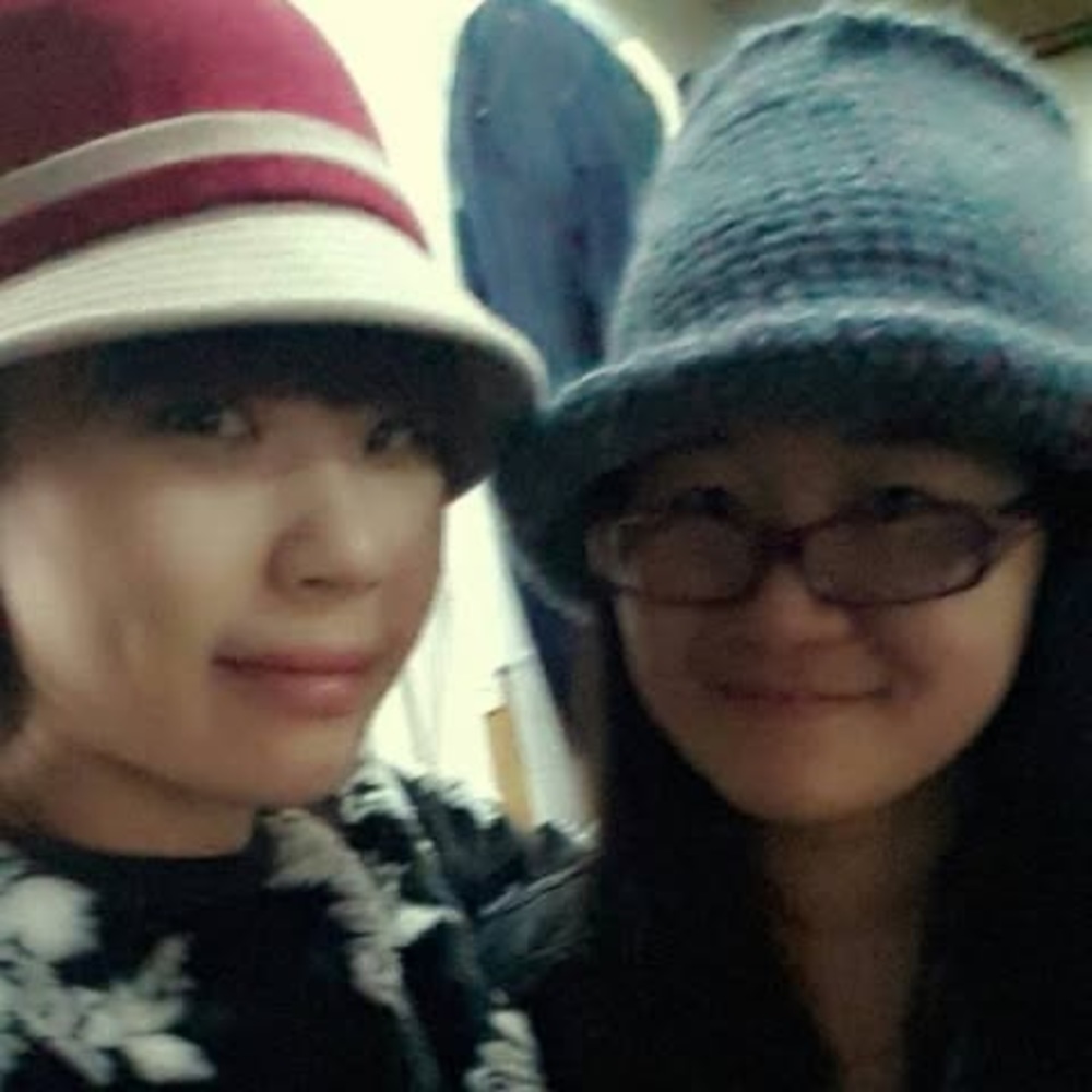 Meet your Posher, Luna